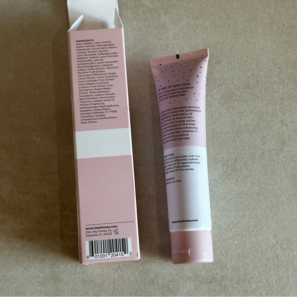 Hey Honey Sweet Treat Wild Berry & Honey Yogurt Recovery Mask